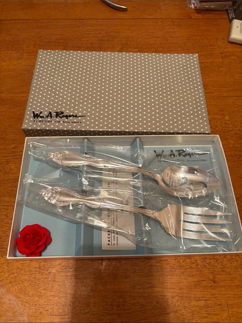 Vintage Wm. A. Rogers AA  Oneida LTD Silversmiths Serving Set In Original Box